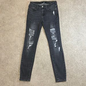 Judy Blue grey distressed skinny jean 5/27